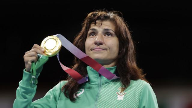 "Златната" Стойка Кръстева обяви края на боксовата си кариера